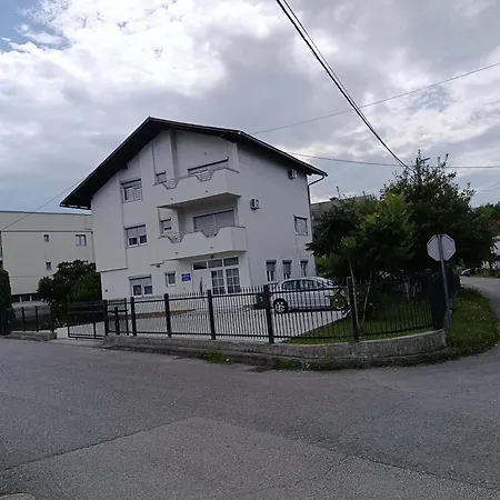 Apartmans Arijana Апартаменты